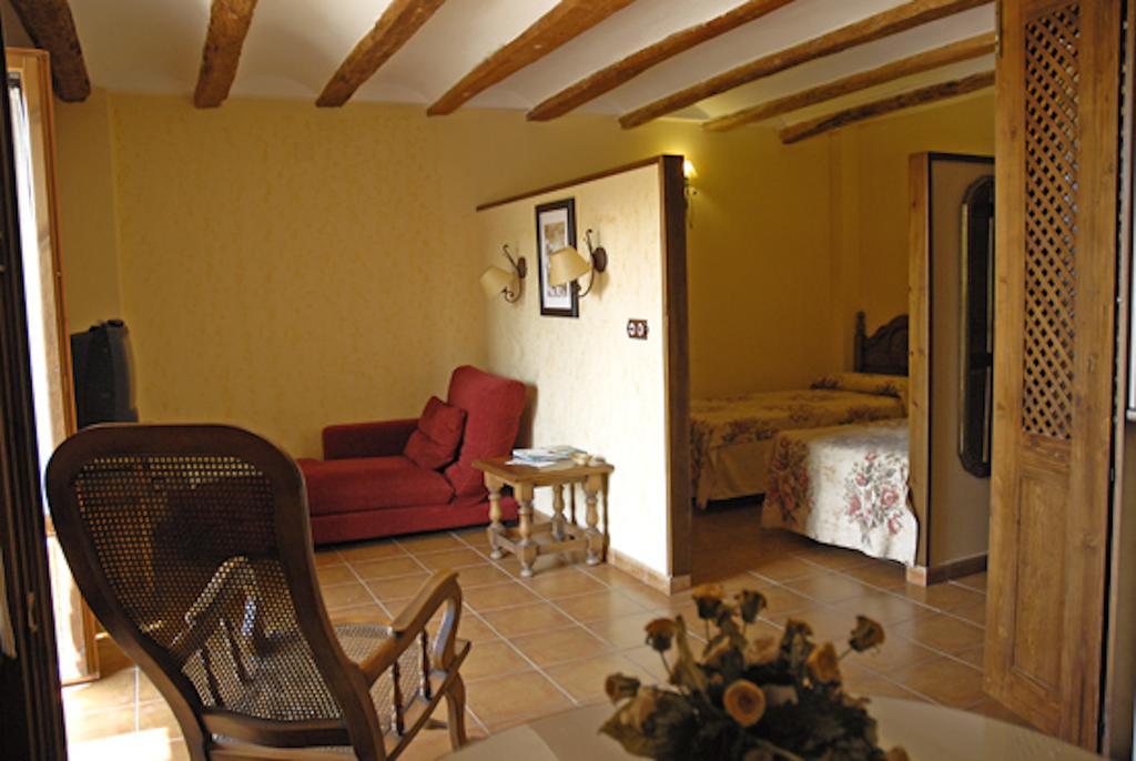 Parador De Santa Rita Molina de Aragon Exterior foto