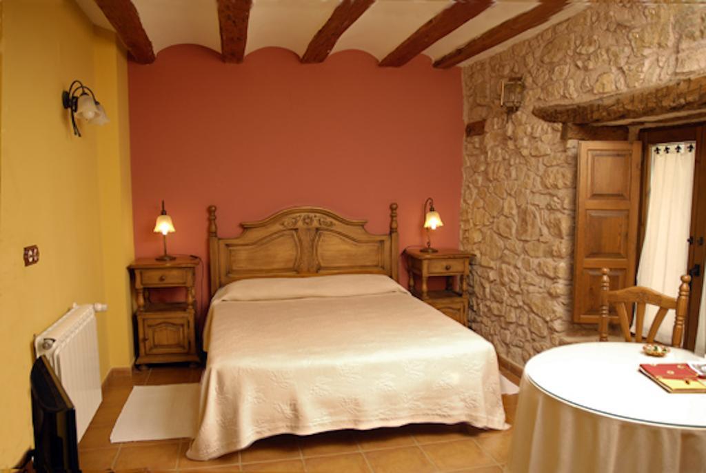Parador De Santa Rita Molina de Aragon Exterior foto